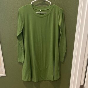 Green Long Sleeve Women's Top